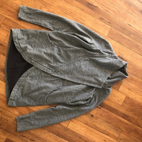 LULULEMON That's A Wrap Jacket - Picture 7 of 12